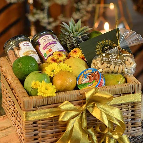 CRAFTY COOKIE FRUIT HAMPER - Fruit Baskets - in Sri Lanka
